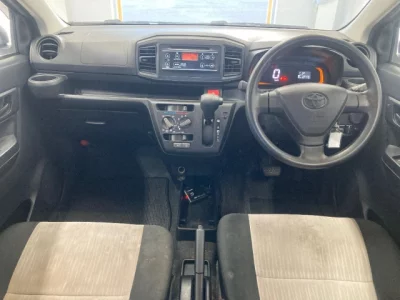 Toyota PIXIS EPOCH  с аукциона в Японии