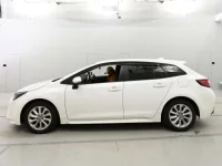 Toyota COROLLA TOURING лот № 30191 оценка 3.5  с аукциона в Японии 3
