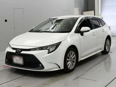 Toyota COROLLA TOURING  с аукциона в Японии