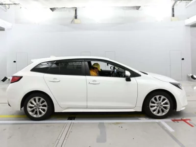 Toyota COROLLA TOURING  с аукциона в Японии