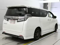 Toyota VELLFIRE лот № 30195 оценка 4.5  с аукциона в Японии 1