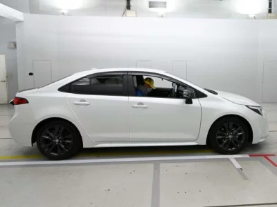 Toyota COROLLA  с аукциона в Японии