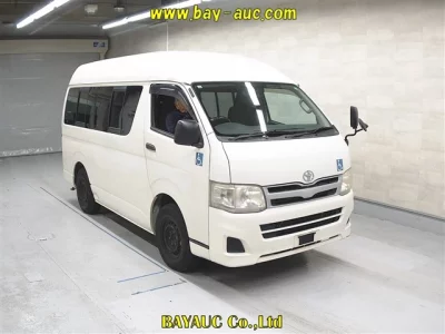 Toyota REGIUS ACE VAN  с аукциона в Японии