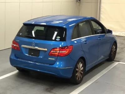 Mercedes-Benz B CLASS  с аукциона в Японии