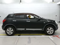 Nissan DUALIS лот № 90365 оценка 4  с аукциона в Японии 2