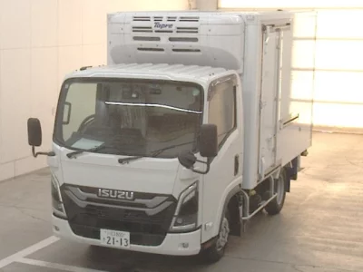 Isuzu ELF  с аукциона в Японии