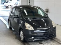 Toyota RACTIS лот № 3068 оценка 3.5  с аукциона в Японии 3