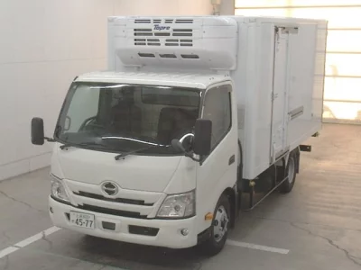 Hino DUTRO  с аукциона в Японии