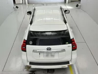 Toyota LAND CRUISER PRADO лот № 30210 оценка 4  с аукциона в Японии 7