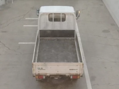 Isuzu ELF  с аукциона в Японии