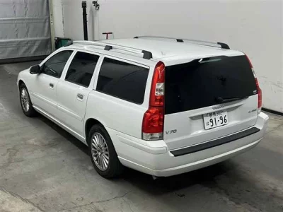 Volvo V70  с аукциона в Японии