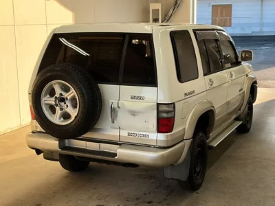 Isuzu BIGHORN