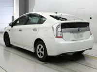 Toyota PRIUS PHV лот № 36367 оценка 3.5  с аукциона в Японии 5
