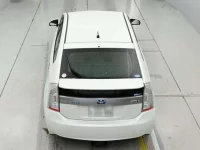 Toyota PRIUS PHV лот № 36367 оценка 3.5  с аукциона в Японии 7