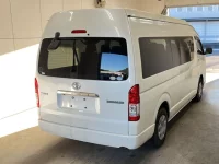 Toyota HIACE лот № 3103 оценка R  с аукциона в Японии 1