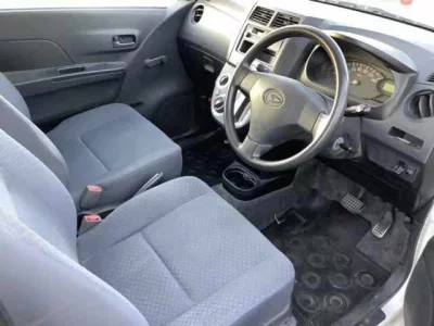 Daihatsu MIRA  с аукциона в Японии