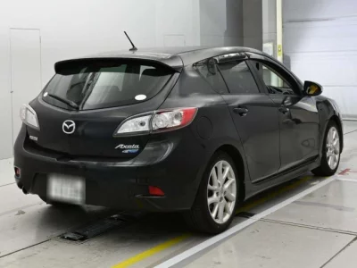 Mazda AXELA  с аукциона в Японии