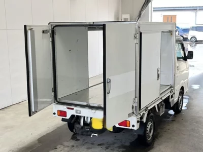 Suzuki CARRY TRUCK  с аукциона в Японии