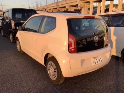 Volkswagen UP  с аукциона в Японии