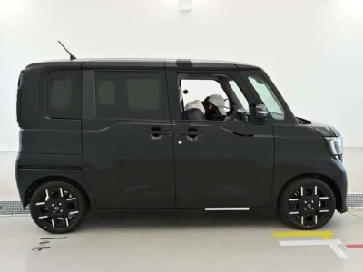 Nissan ROOX  с аукциона в Японии