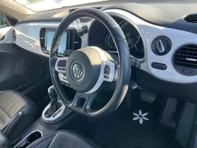 Volkswagen THE BEETLE  с аукциона в Японии