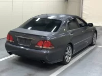 Toyota CROWN лот № 6051 оценка 3.5  с аукциона в Японии 3