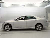 Toyota CROWN лот № 30260 оценка 3.5  с аукциона в Японии 3