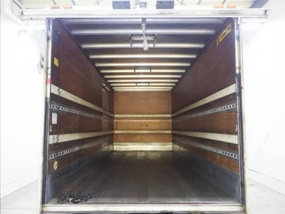 Isuzu FORWARD  с аукциона в Японии