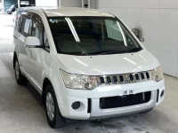 Mitsubishi DELICA D5 лот № 3175 оценка 3.5  с аукциона в Японии 3