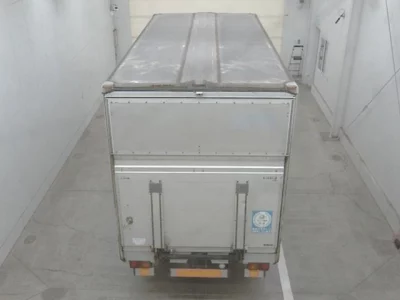 Isuzu FORWARD  с аукциона в Японии