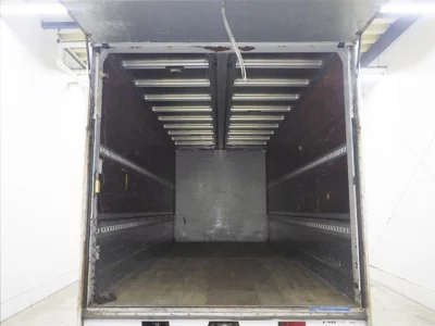 Isuzu FORWARD  с аукциона в Японии