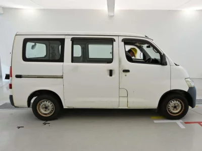 Toyota LITE ACE VAN  с аукциона в Японии