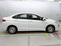 Honda GRACE лот № 36418 оценка 4.5  с аукциона в Японии 2