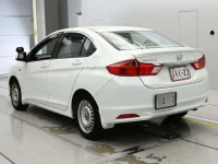 Honda GRACE лот № 36418 оценка 4.5  с аукциона в Японии 5