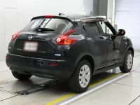 Nissan JUKE лот № 30280 оценка 3.5  с аукциона в Японии 1