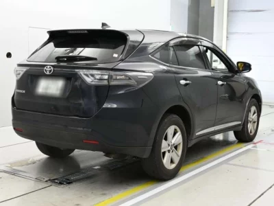 Toyota HARRIER  с аукциона в Японии