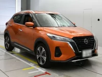 Nissan KICKS лот № 36421 оценка 4.5  с аукциона в Японии 4
