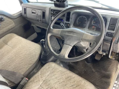 Mazda TITAN  с аукциона в Японии