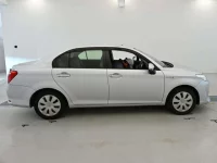 Toyota COROLLA AXIO лот № 30299 оценка 3.5  с аукциона в Японии 2