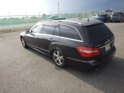 Mercedes-Benz E CLASS WAGON