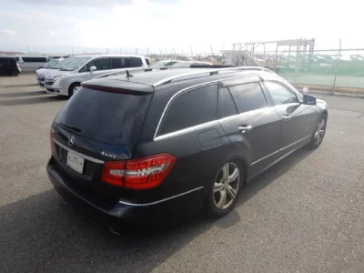 Mercedes-Benz E CLASS WAGON