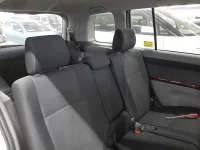 Toyota ISIS лот № 90538 оценка 3.5  с аукциона в Японии 10