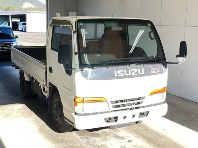 Isuzu ELF  с аукциона в Японии