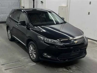 Toyota HARRIER  с аукциона в Японии