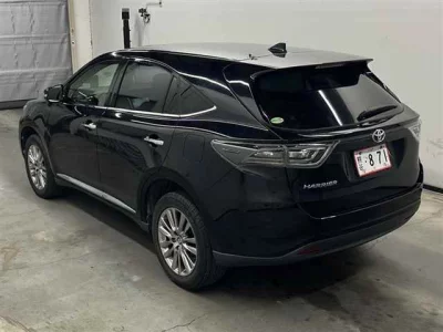 Toyota HARRIER  с аукциона в Японии
