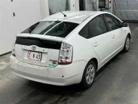 Toyota PRIUS лот № 85024 оценка R  с аукциона в Японии 4