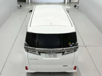Toyota VELLFIRE лот № 30315 оценка 4  с аукциона в Японии 7