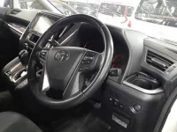 Toyota VELLFIRE лот № 30315 оценка 4  с аукциона в Японии 8