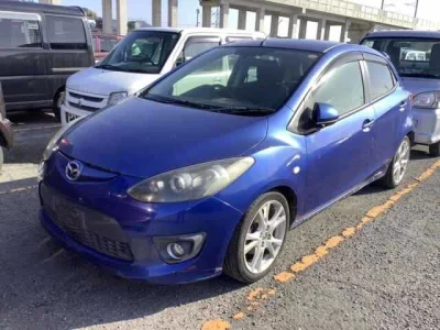 Mazda DEMIO  с аукциона в Японии