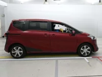 Toyota SIENTA лот № 30319 оценка RA  с аукциона в Японии 2